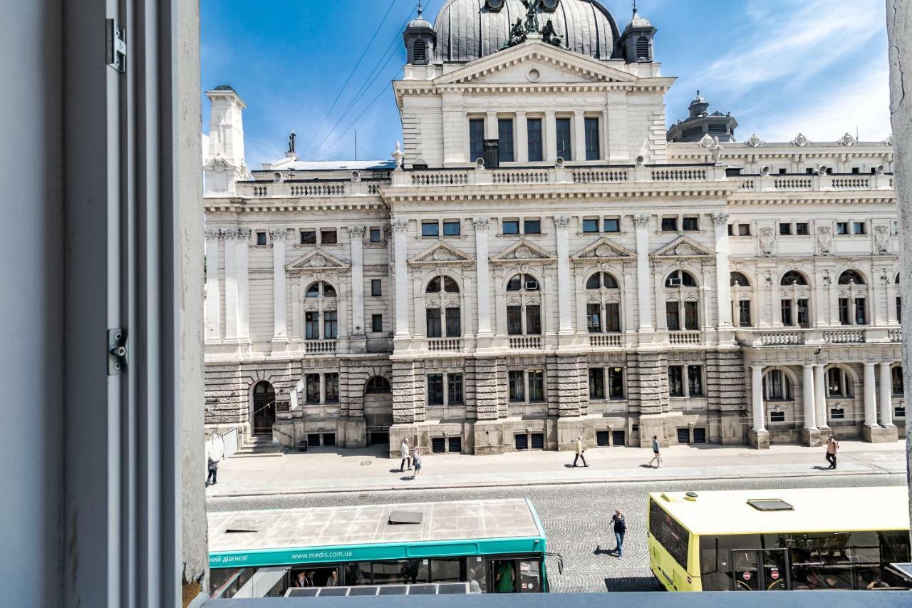 Opera House Apartment 3 Lviv Luaran gambar