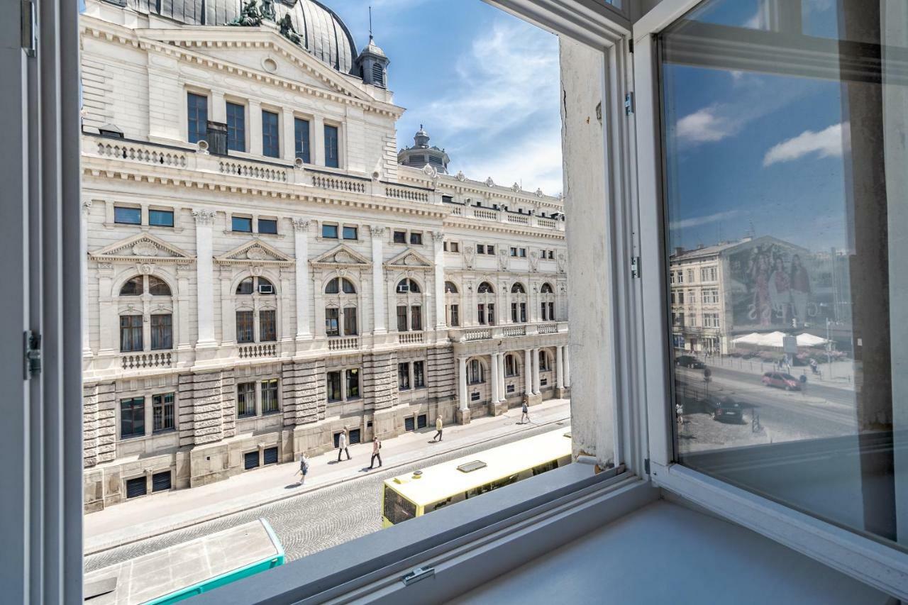 Opera House Apartment 3 Lviv Luaran gambar